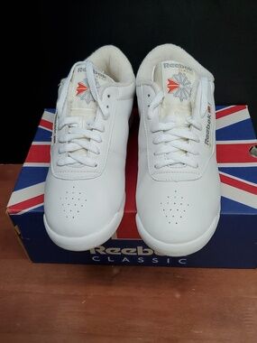 Reebok Women's Vintage 1990's Princess White Shoe 7 1/2 Style 2-1475